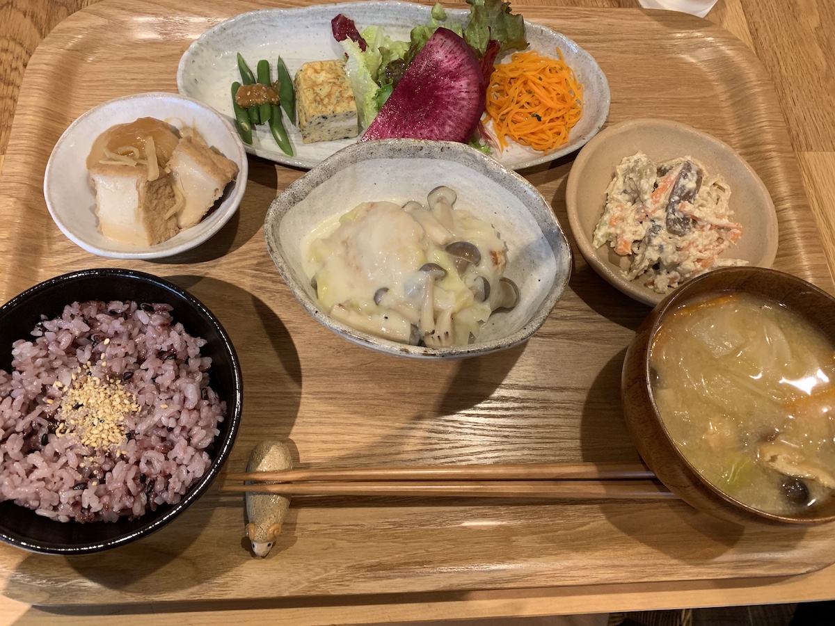 yamanohitsuji meal